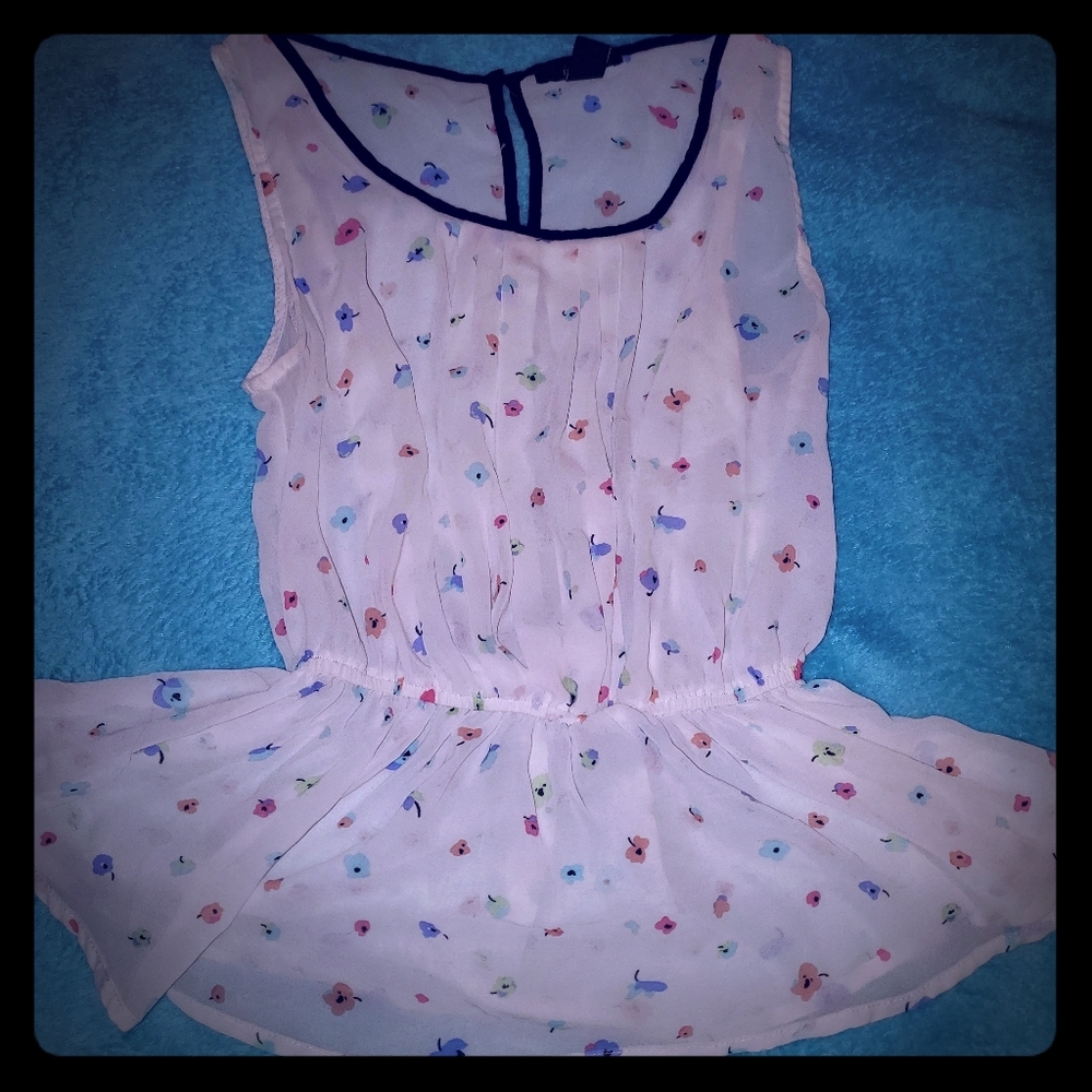🌷Forever 21 Tank sheer blouse 🌺